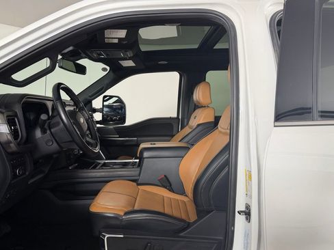 Used 2024 Ford F350 Platinum AWD/4WD image 19