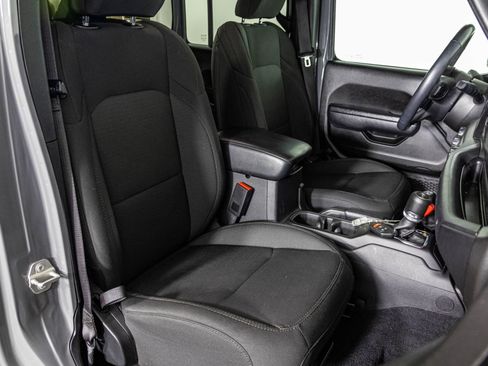 Used 2023 Jeep Wrangler Unlimited w/ Cold Weather Group AWD/4WD image 45