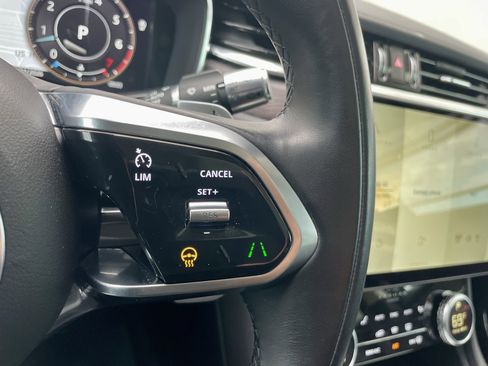 Used 2021 Jaguar F-PACE S AWD/4WD image 22