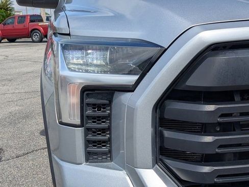 Used 2022 Toyota Tundra SR5 AWD/4WD image 10
