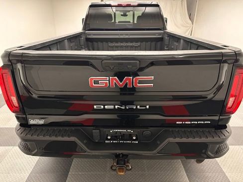 Used 2023 GMC Sierra 3500 Denali w/ Denali Ultimate Package AWD/4WD image 5
