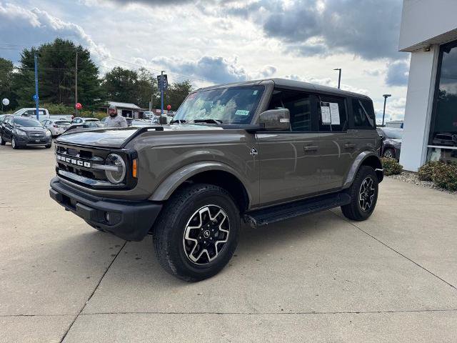 Certified 2025 Ford Bronco Outer Banks AWD/4WD image 3