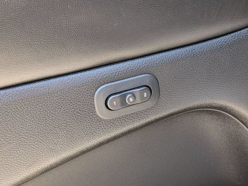 Certified 2020 Jeep Grand Cherokee Limited AWD/4WD image 13
