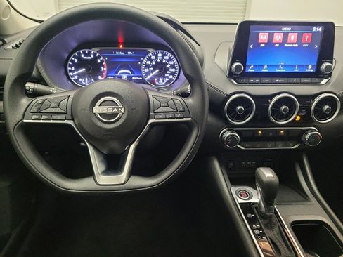 Used 2025 Nissan Sentra SV image 22