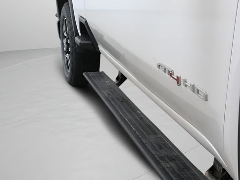 Used 2023 GMC Sierra 2500 AT4 w/ Gooseneck/5TH Wheel Package AWD/4WD image 31