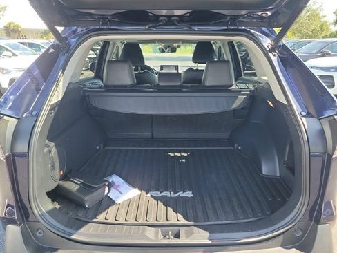 Used 2019 Toyota RAV4 XLE Premium w/ Cold Weather Package AWD/4WD image 11