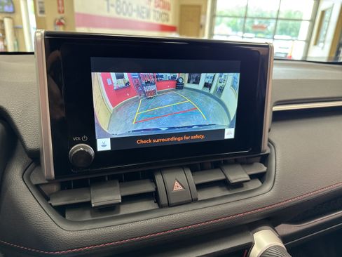 Used 2024 Toyota RAV4 SE w/ Weather & Moonroof Package AWD/4WD image 48