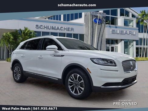 Used 2022 Lincoln Nautilus FWD w/ Premium Package image 1