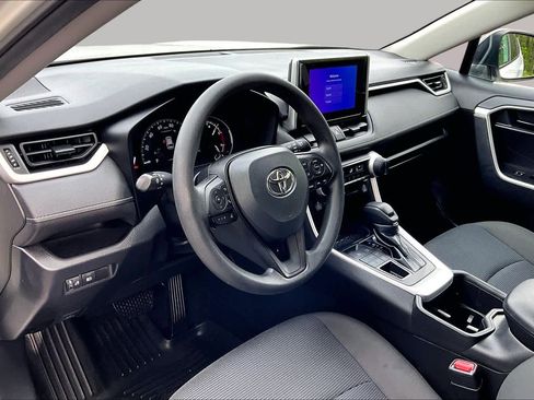 Certified 2023 Toyota RAV4 LE AWD/4WD image 16
