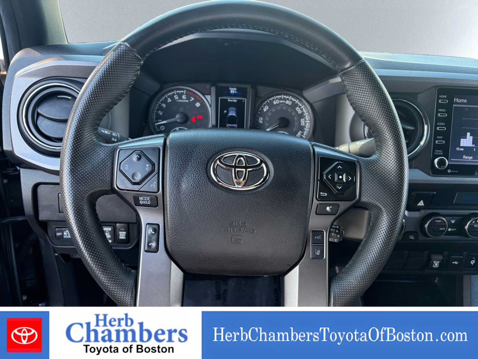 Used 2022 Toyota Tacoma TRD Off-Road AWD/4WD image 16