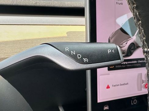 Used 2018 Tesla Model 3 Long Range image 45