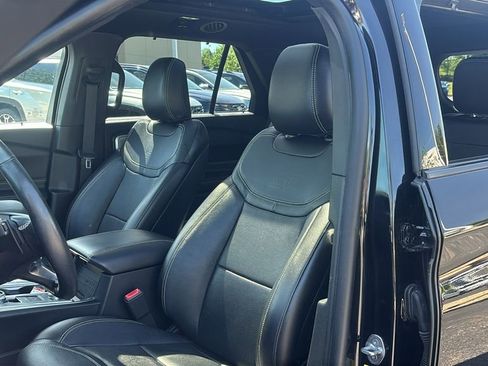 Used 2020 Ford Explorer ST w/ Premium Technology Package AWD/4WD image 10