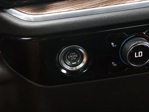 Used 2024 Chevrolet Silverado 1500 LT image 21