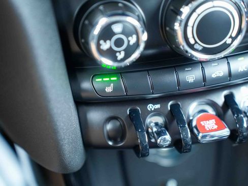 Used 2022 MINI Cooper S image 33