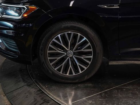 Used 2019 Volkswagen Jetta SEL FWD image 9