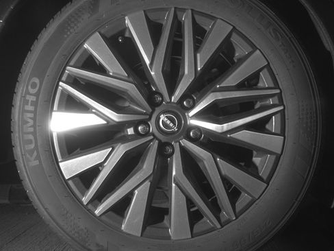 Used 2025 Nissan Altima 2.5 SV image 15