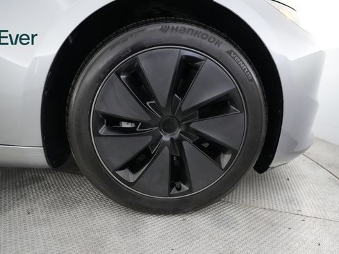 Used 2025 Tesla Model 3 Long Range AWD/4WD image 20