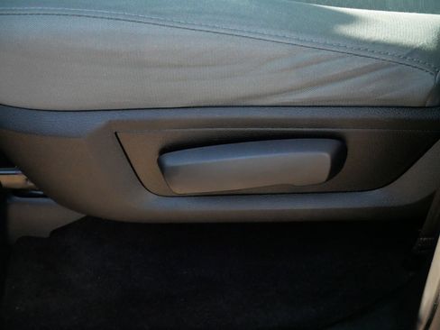 Used 2017 RAM 1500 Express w/ Express Value Package image 21