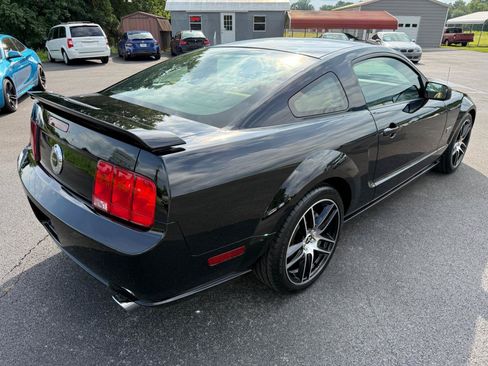 Used 2007 Ford Mustang GT Premium RWD image 10