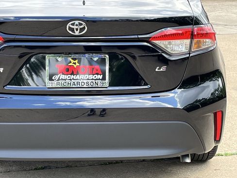 Used 2026 Toyota Corolla LE FWD image 6