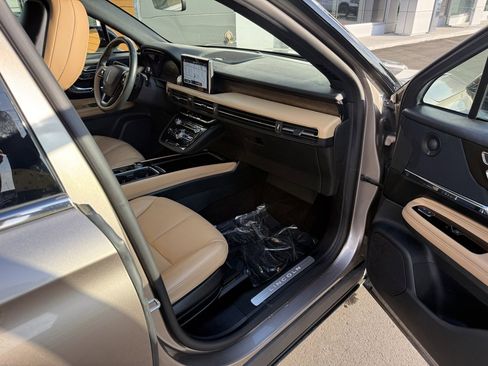 Used 2020 Lincoln Corsair Reserve w/ Equipment Group 201A image 30