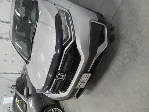 Used 2022 Honda CR-V Touring image 8