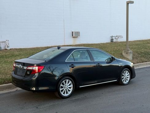 Used 2012 Toyota Camry XLE image 12
