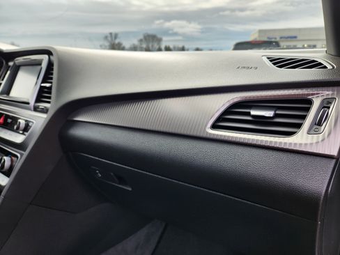 Used 2018 Hyundai Sonata Sport image 16