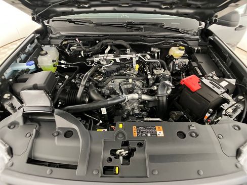 New 2025 Ford Ranger XLT w/ FX4 Off-Road Package image 32