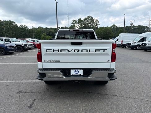 Used 2024 Chevrolet Silverado 1500 LT AWD/4WD image 9