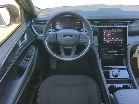 New 2026 Jeep Grand Cherokee Laredo RWD image 18