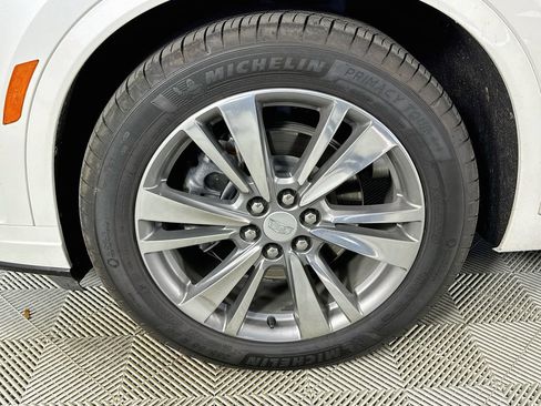 Used 2022 Cadillac XT6 Premium Luxury FWD image 33
