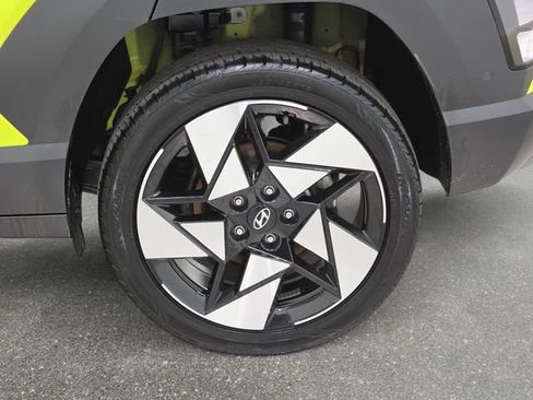 Used 2024 Hyundai Kona Limited AWD/4WD image 33
