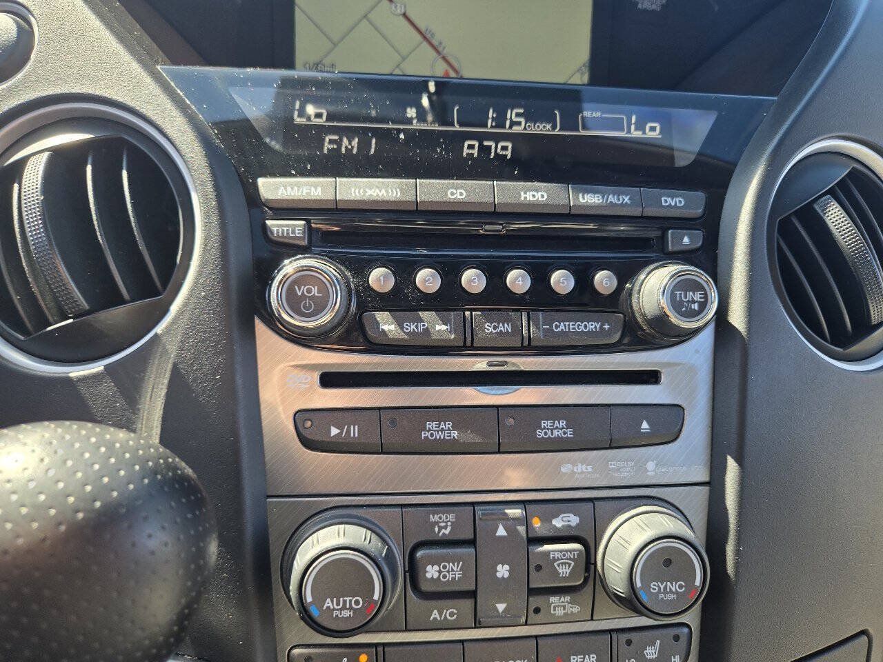 Used 2015 Honda Pilot Touring image 26