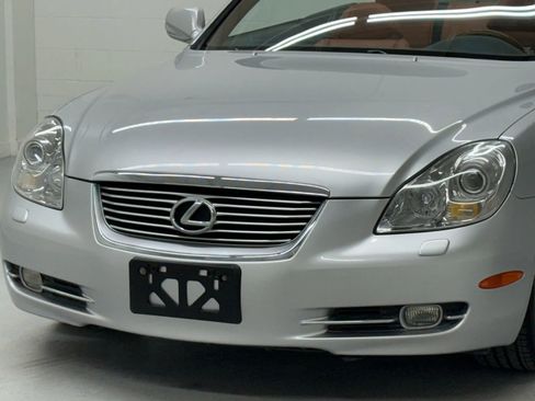 Used 2010 Lexus SC 430 Convertible image 34