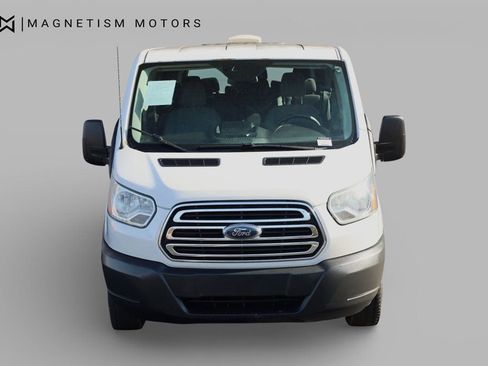 Used 2015 Ford Transit 350 XLT image 5