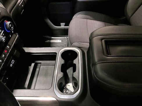 Used 2021 Chevrolet Silverado 1500 LT Trail Boss image 19