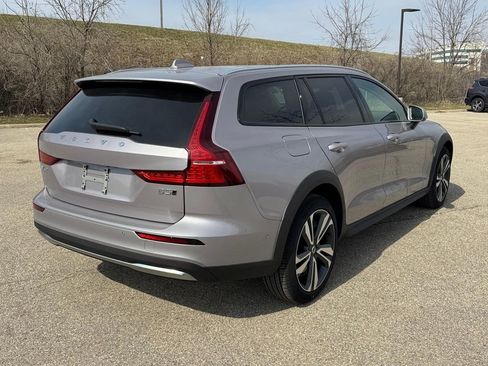 New 2026 Volvo V60 B5 Cross Country Plus w/ Climate Package image 4
