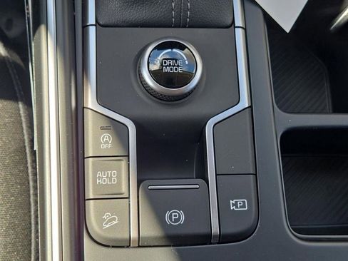 New 2026 Kia Sorento LX FWD image 29