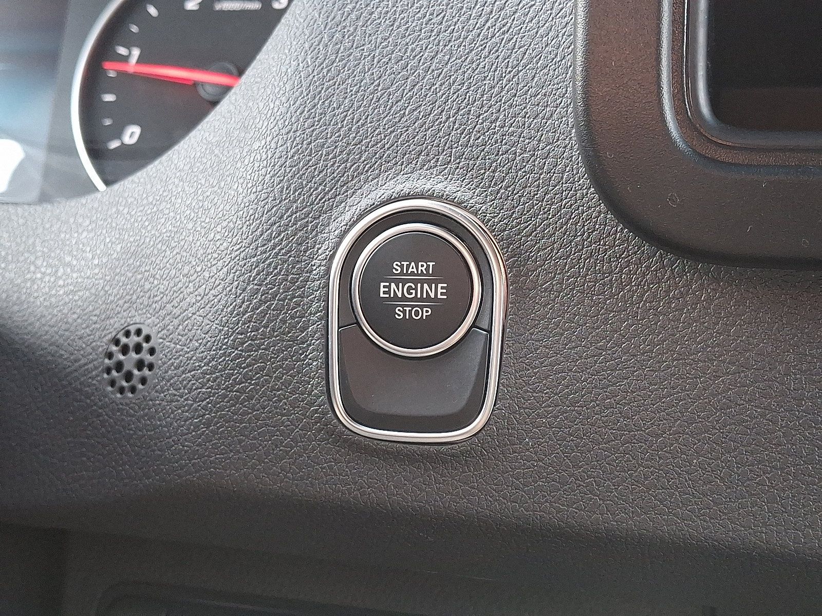 Used 2024 Mercedes-Benz Sprinter 2500 image 24