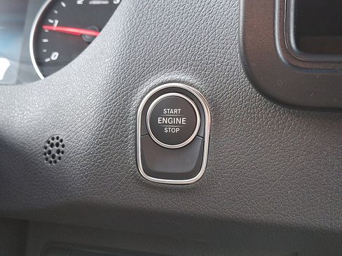 Used 2024 Mercedes-Benz Sprinter 2500 image 24