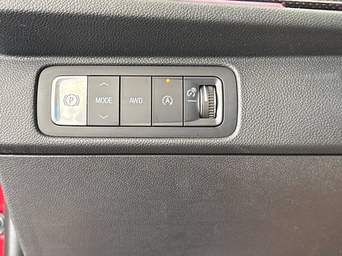 Used 2026 Chevrolet Traverse RS AWD/4WD image 41