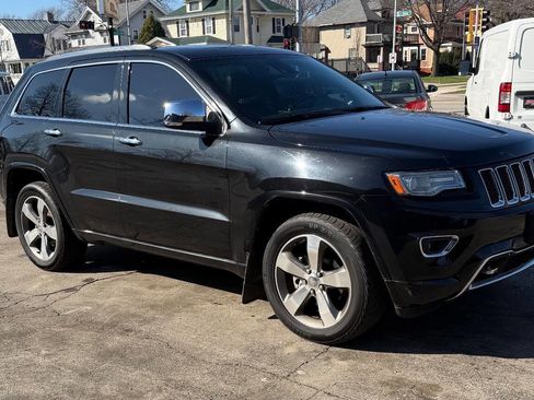 Used 2014 Jeep Grand Cherokee Overland w/ Advanced Technology Group image 8