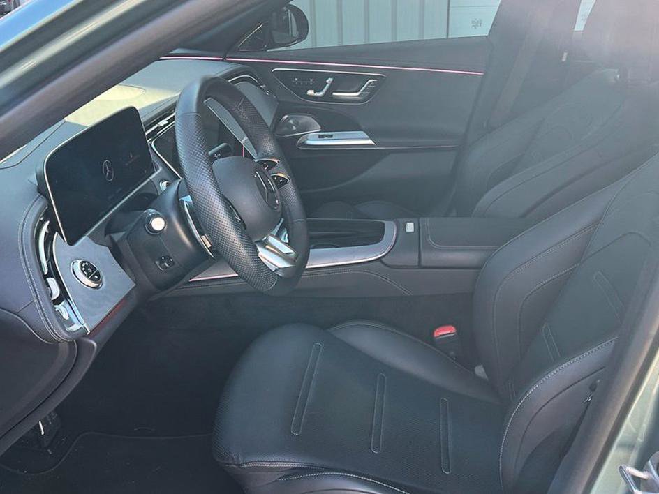 Used 2025 Mercedes-Benz E 53 AMG e 4MATIC Sedan image 10