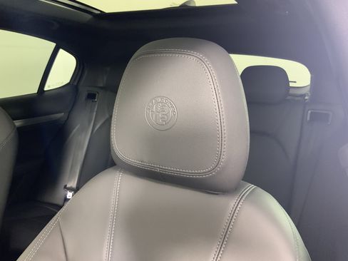 New 2025 Alfa Romeo Stelvio Sprint w/ Convenience Package image 20