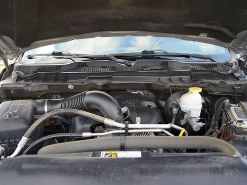 Used 2019 RAM 1500 Classic Warlock RWD image 8