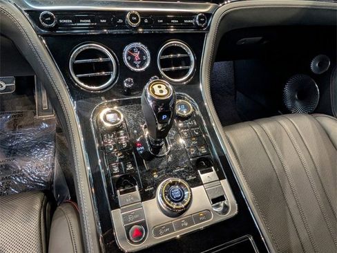 Used 2020 Bentley Continental GT image 29