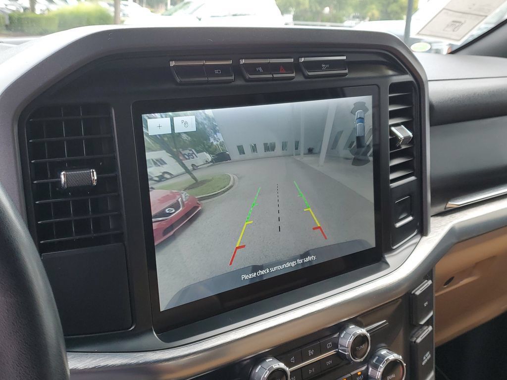 Used 2022 Ford F150 Lariat w/ Equipment Group 502A High AWD/4WD image 30