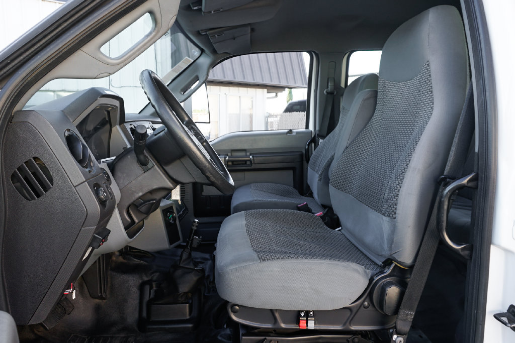 Used 2016 Ford F650 2WD Crew Cab Super Duty image 24