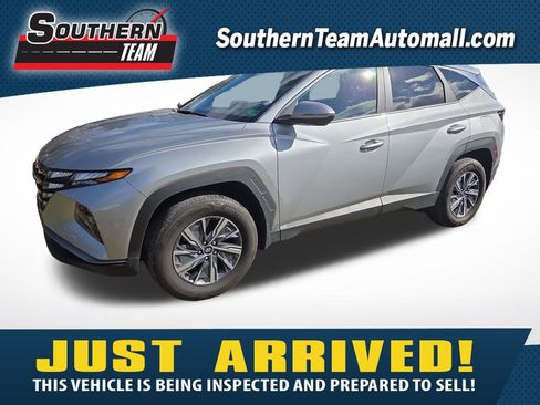 Used 2023 Hyundai Tucson Blue image 1